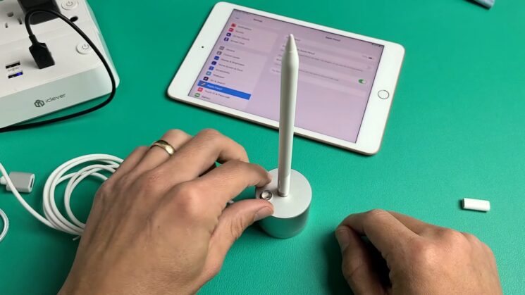 How Can You Charge Apple Pencil With iPhone? - Apple Pencil Alternative