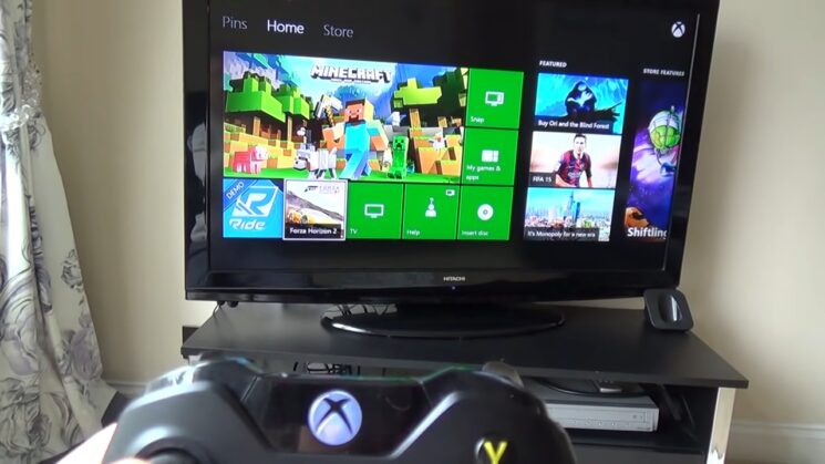 distance between Xbox device and controller