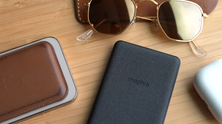 Mophie wireless Charger
