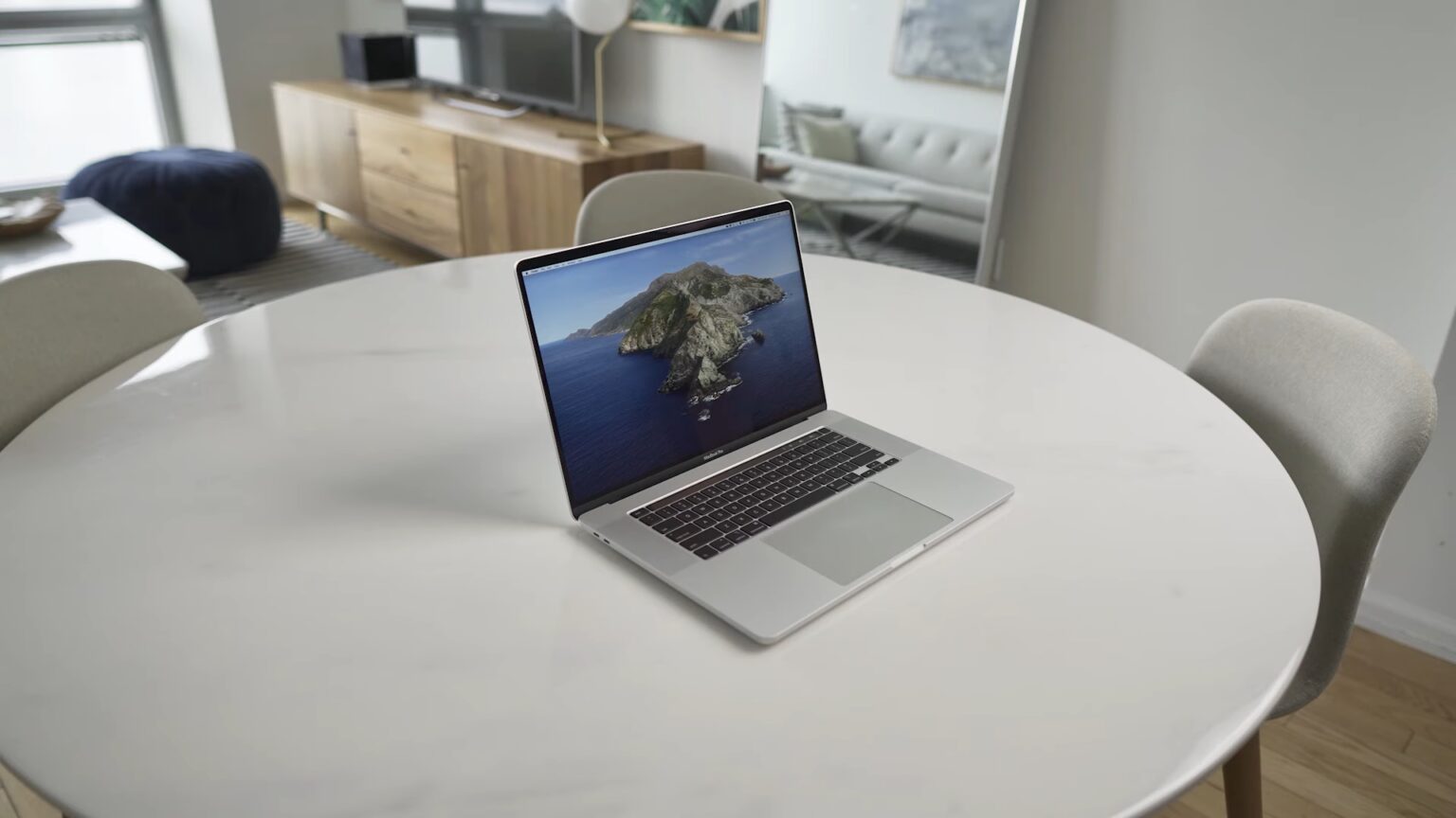 MacBook Silver Vs. Space Gray Choosing The Best Color For You! 2023
