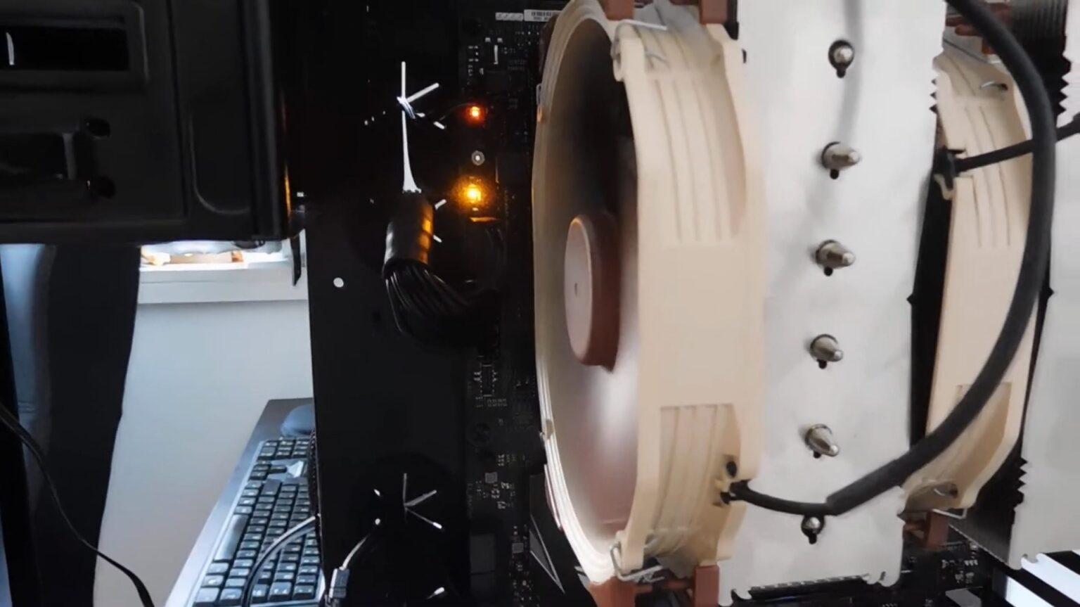 Yellow Light On Motherboard Fix 3 More Light Error Indicators!