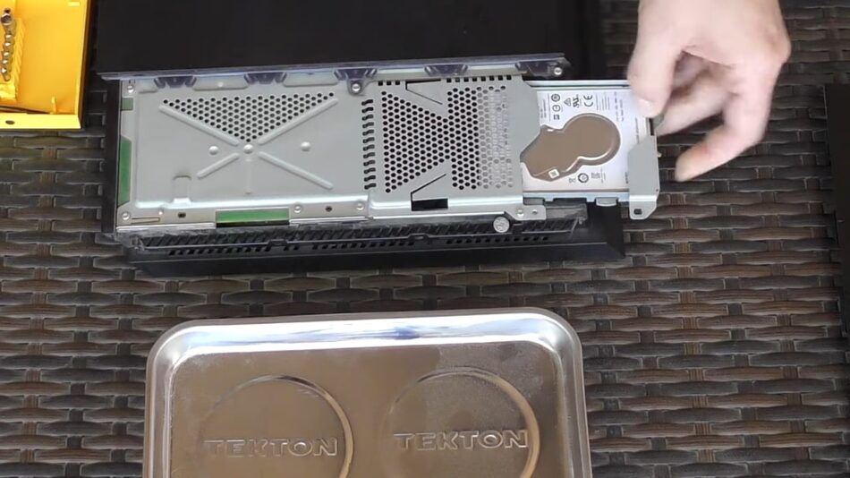 Why Is My PS4 Fan Not Working? How To Fix It Problems and Solutions